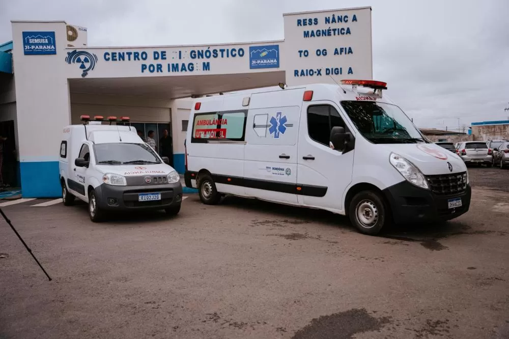 Prefeitura de Ji-Paraná Recebe Duas Ambulâncias e R$ 300 Mil em Medicamentos para Avanços na Saúde 