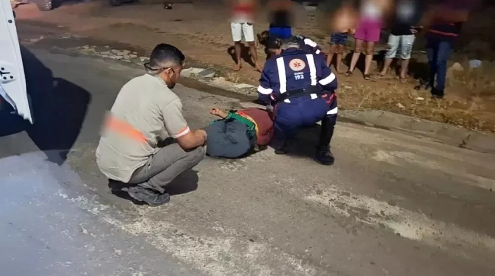 Motociclista Perde o Controle em Quebra-Molas e Sofre queda Grave em Ji-Paraná