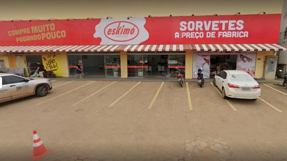Assaltante Armado com Facas Realiza Roubo em Sorveteria de Ji-Paraná