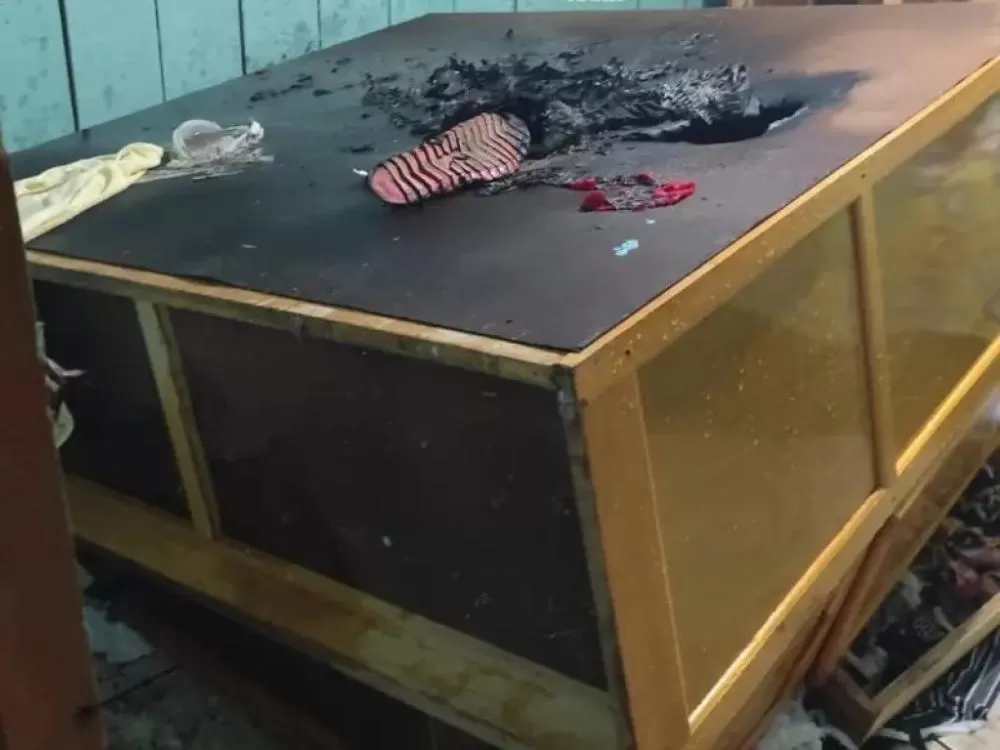 Homem é Preso Após Invadir Casa da Ex, Incendiar Móveis e Raptar Filha em Ji-Paraná
