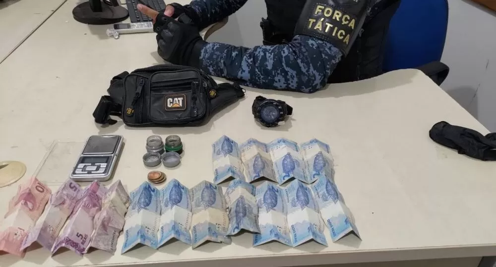Força Tática prende suspeito de tráfico de drogas no bairro Primavera, em Ji-Paraná