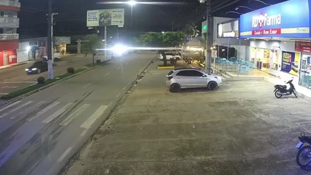 Vídeo: Motoqueiro Tenta Fugir da PRF em Alta Velocidade e Acaba se Acidentando em Ji-Paraná