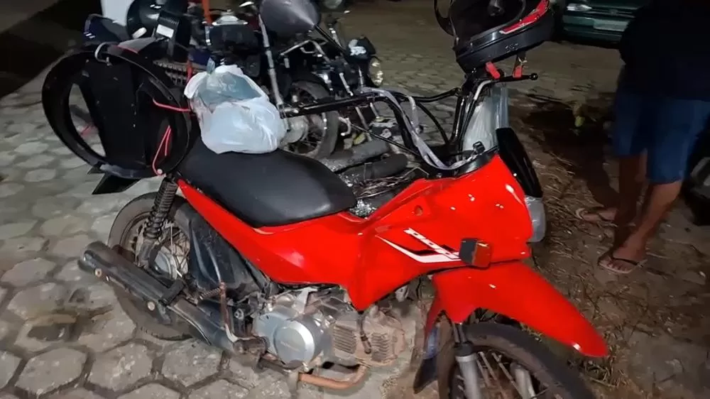 Polícia localiza Moto abandonada às margens do Anel Viário em Ji-Paraná