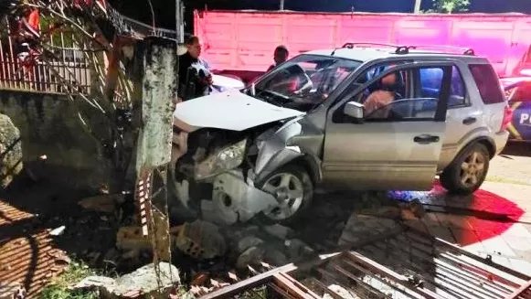 Motorista Embriagado Perde Controle e Quase Atropela Mulher Grávida 