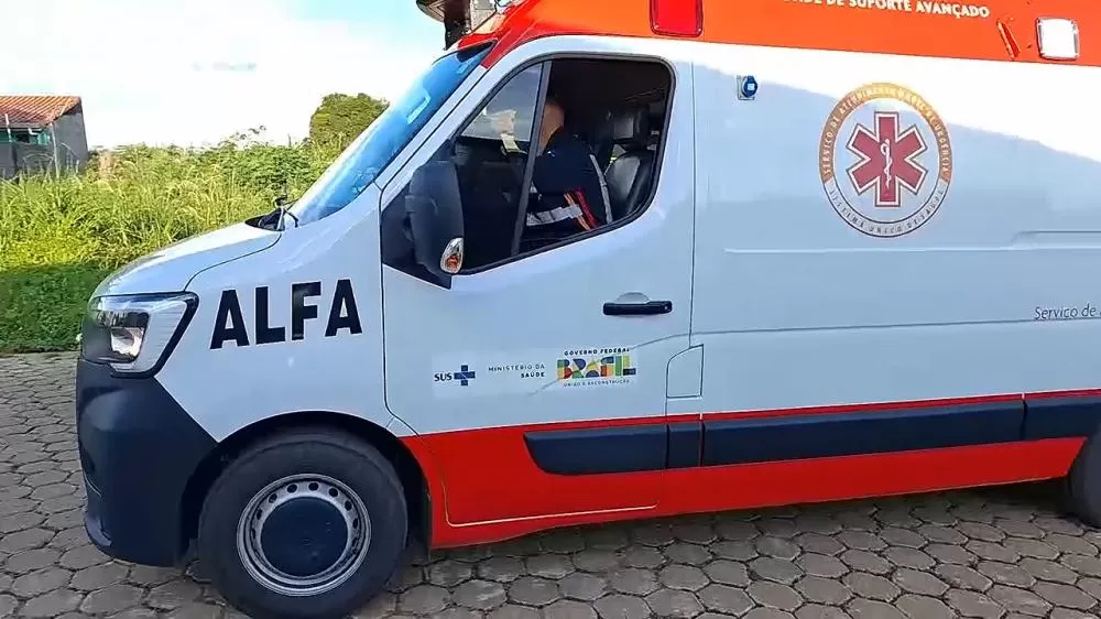 Acidente grave na T-18 em Ji-Paraná deixa motociclista com suspeita de fratura na perna 