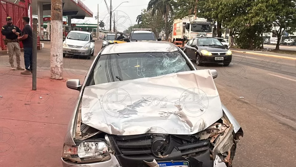 Condutor Alcoolizado Causa Fatalidade em Acidente Grave na Avenida Governador Jorge Teixeira
