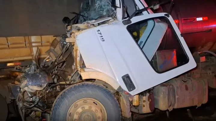 Acidente Com Seis Veículos Deixa Motorista Ferido na BR-364 em Rondônia