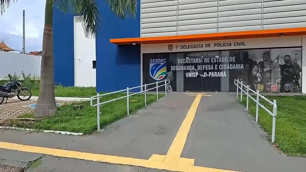 Pai agride filha e a obriga a divulgar vídeo de humilhação nas redes sociais em Ji-Paraná 
