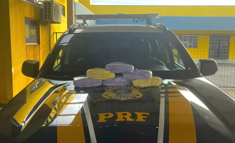 PRF Apreende Mais de 7kg de Cocaína em Ônibus Intermunicipal na BR-364 em Ji-Paraná
