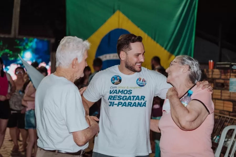 Affonso Cândido Volta às Ruas de Ji-Paraná para Agradecer Eleitores 