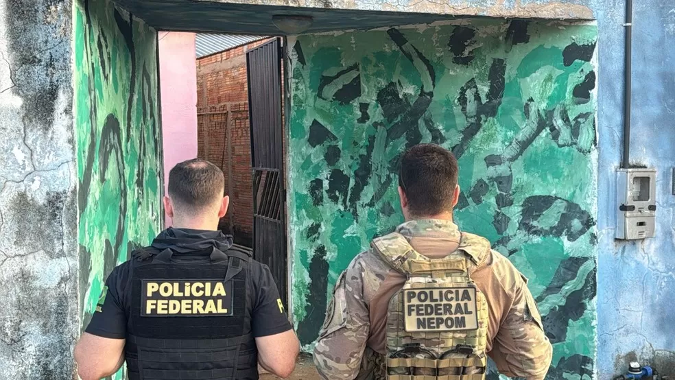 Polícia Federal realiza megaoperação e desarticula quadrilha de tráfico de veículos para a Bolívia