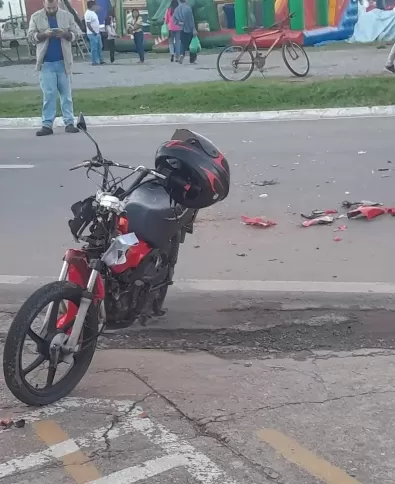 Grave Acidente Entre Moto e Caminhonete na Avenida Marechal Rondon Mobiliza Equipes de Socorro em Ji-Paraná