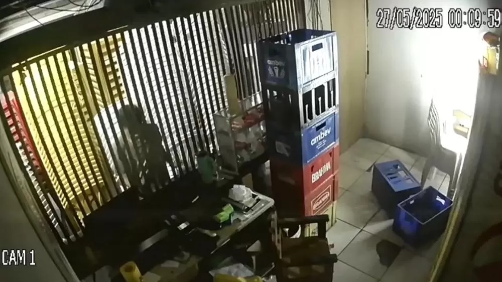 Vídeo: Furto em Estabelecimento no Bairro Cafézinho, em Ji-Paraná, Preocupa Comerciantes da Região