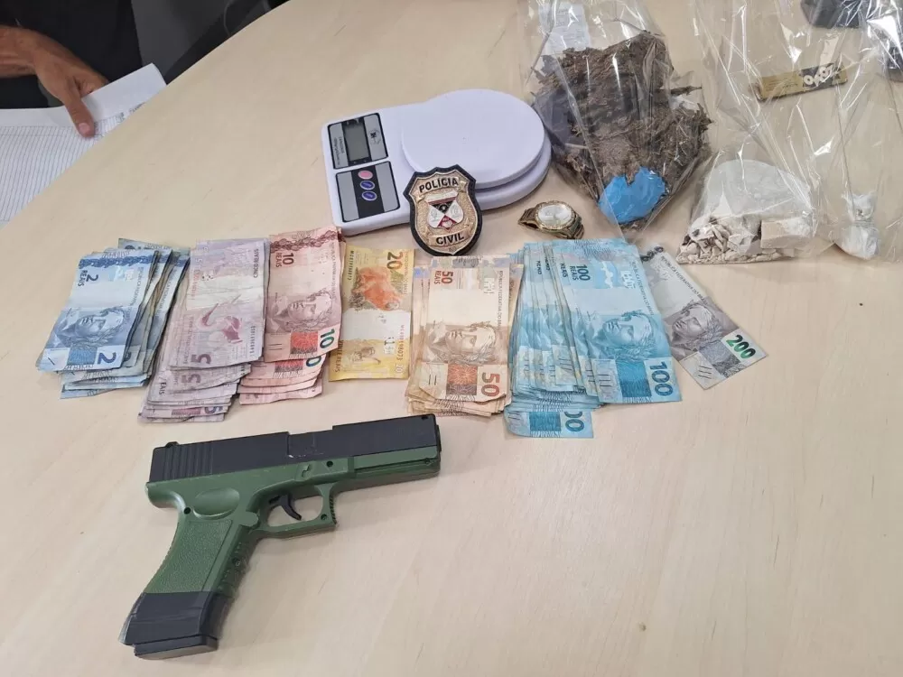 Operação da Polícia em Ji-Paraná Cumpre Mandados e Prende Suspeitos de Homicídio e Tráfico de Drogas