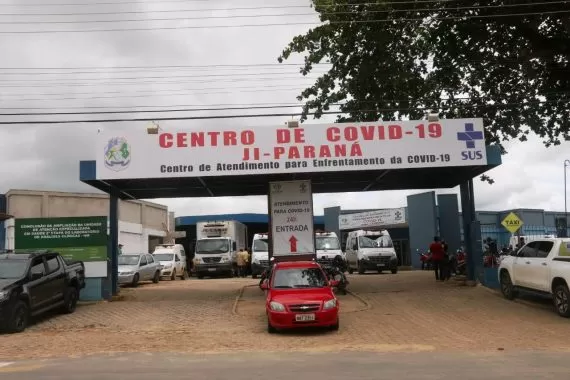 Colisão entre caminhonete e motoneta é registrada em Ji-Paraná