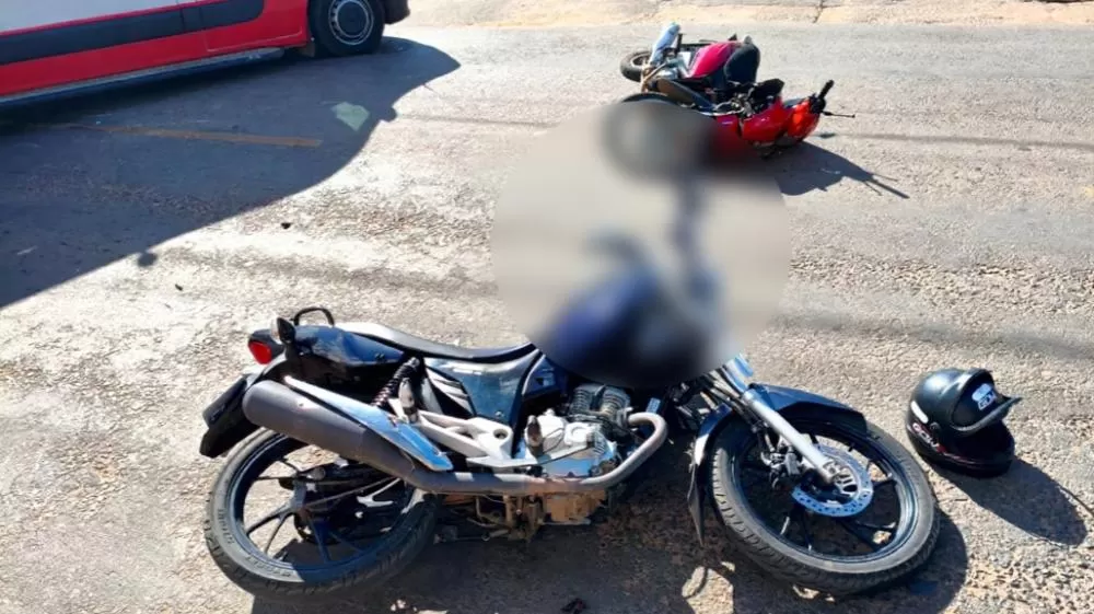 Colisão Entre Motos na L-94 Deixa Três Mulheres Feridas em Ji-Paraná após avançar via preferencial