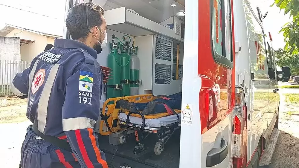 Motociclista Fica Ferido em Acidente com Gol no 2º Distrito de Ji-Paraná no cruzamento da Rua São Paulo com a T-23