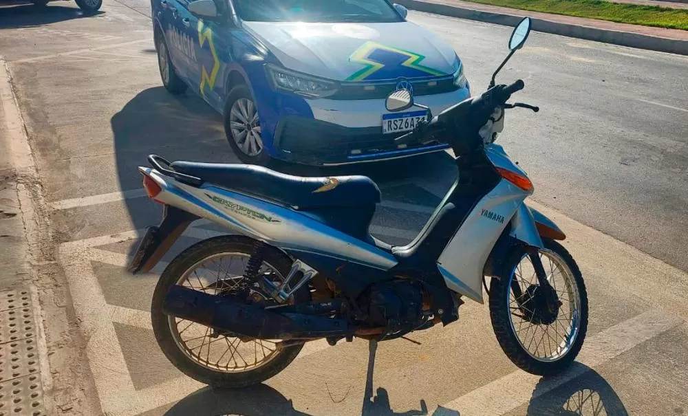 Moto Roubada é Encontrada Abandonada e Recuperada pela PM em Ji-Paraná no segundo distrito da cidade