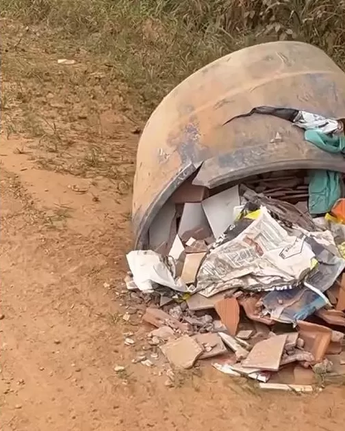 Moradora denuncia Descarte Ilegal de Lixo na Linha 12, em Ji-Paraná: Crime Ambiental é registrado em vídeo