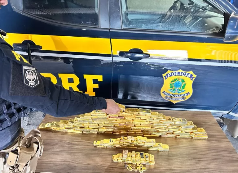 Maior apreensão de ouro da história: PRF intercepta 103 kg de ouro irregular em carga ilegal