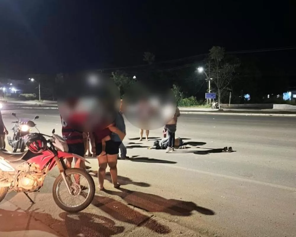 Ciclista é Atropelado por SUV na BR-364 em Ji-Paraná e Fica Inconsciente no Asfalto no Primeiro Distrito 