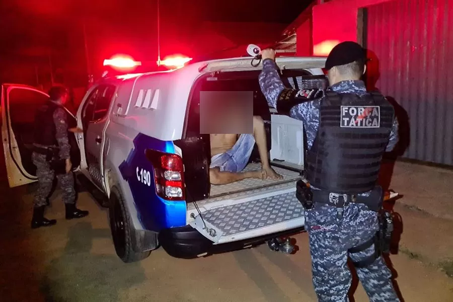Ação da Força Tática flagra homem com Maconha no Bairro Rondon, em Ji-Paraná — Veja como foi a abordagem