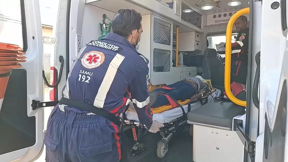 Motociclista Dorme ao Volante e Cai na BR-364 em Ji-Paraná: Tentou Fugir do SAMU, Mas Mudou Comportamento com Chegada da PRF