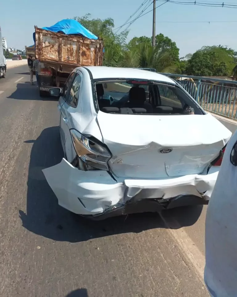 Colisão violenta na Ponte do Rio Machado causa Danos Expressivos a veículos em Ji-Paraná no Segundo Distrito — Veja o que aconteceu 