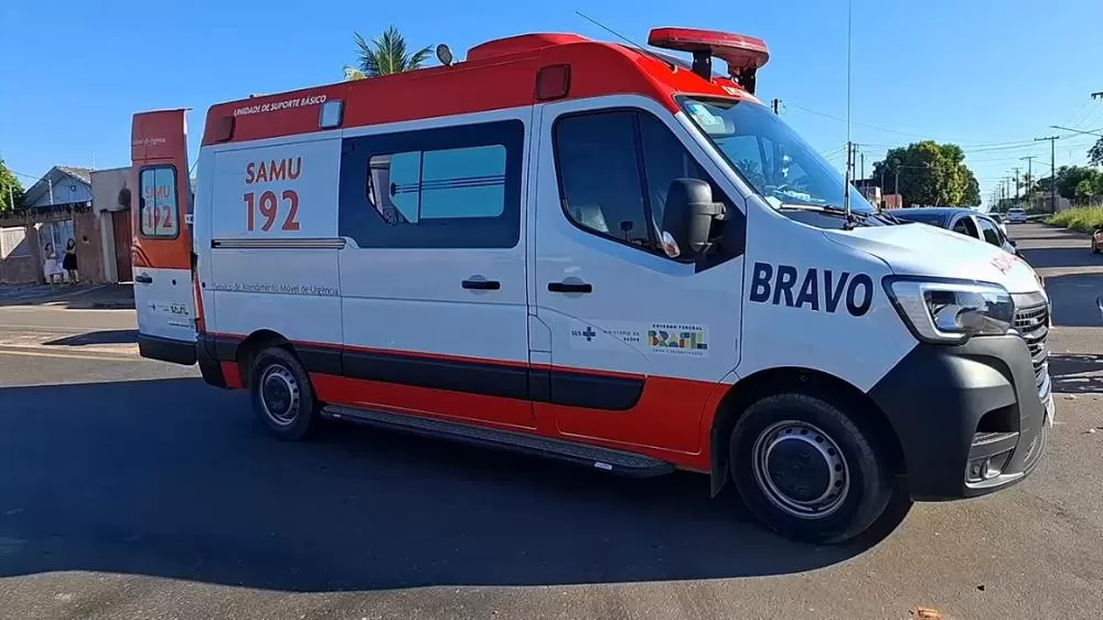 Ataque Brutal em Ji-Paraná: Motociclista é Derrubado por Cachorro e pode ter Fraturado a Perna na Estrada do Quilômetro 4