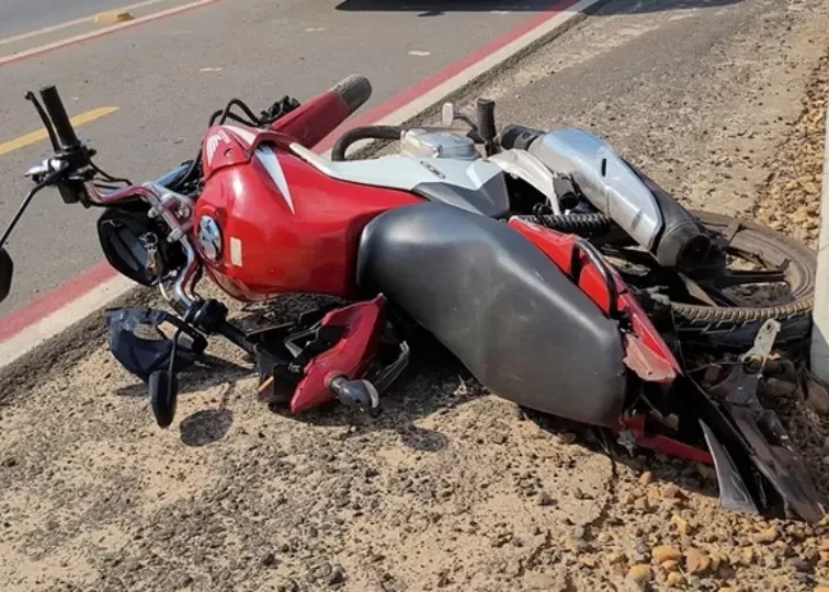 Em Ji‑Paraná Colisão Brutal com F-250 na RO‑135 deixa Motociclista em Estado Crítico próximo à Pamonharia da Dalva 