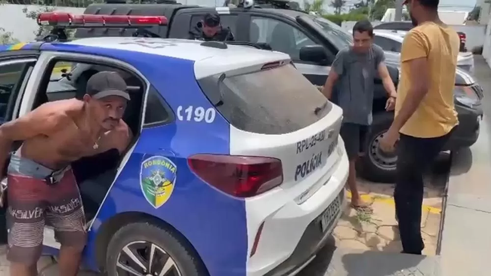 PM Encontra Quase 1 Kg de Maconha em Ji-Paraná e Prende Dois Jovens Ligados à Mesma Família na Rua Café Filho