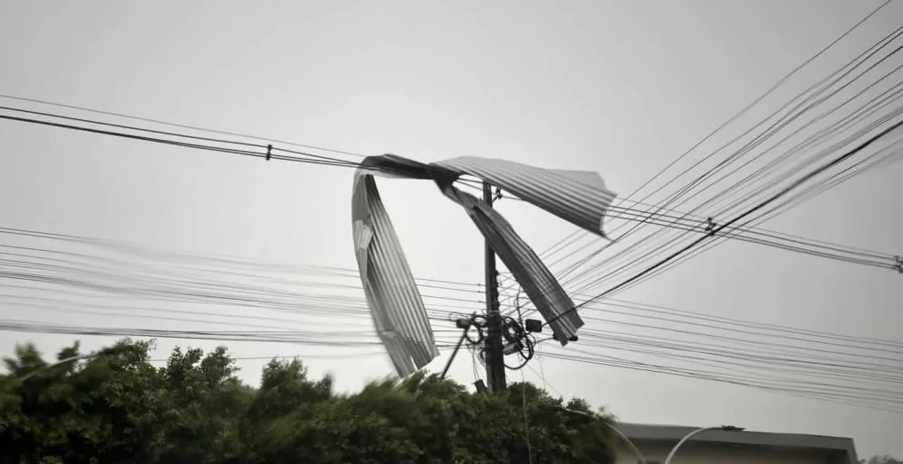 Energisa emite esclarecimento sobre trabalhos em Ji-Paraná após tempestade