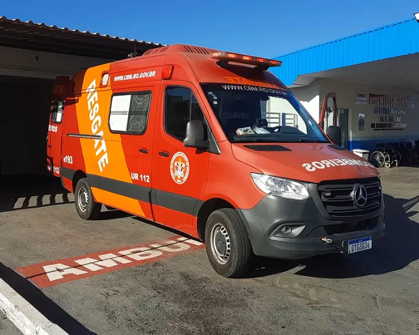 Ação conjunta da Polícia Militar e do Corpo de Bombeiros evita tragédia em tentativa de suicídio em Ji-Paraná no bairro Primavera