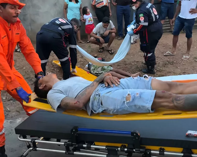 Acidente no bairro Jorge Teixeira em Ji-Paraná termina com vítimas no hospital e um dos envolvidos fugindo do local em 