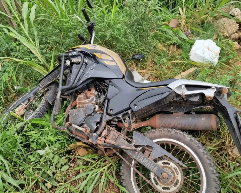 Acidente Chocante em Ji-Paraná: Casal é Lançado em Cratera Após Batida na Estrada do Aeroporto
