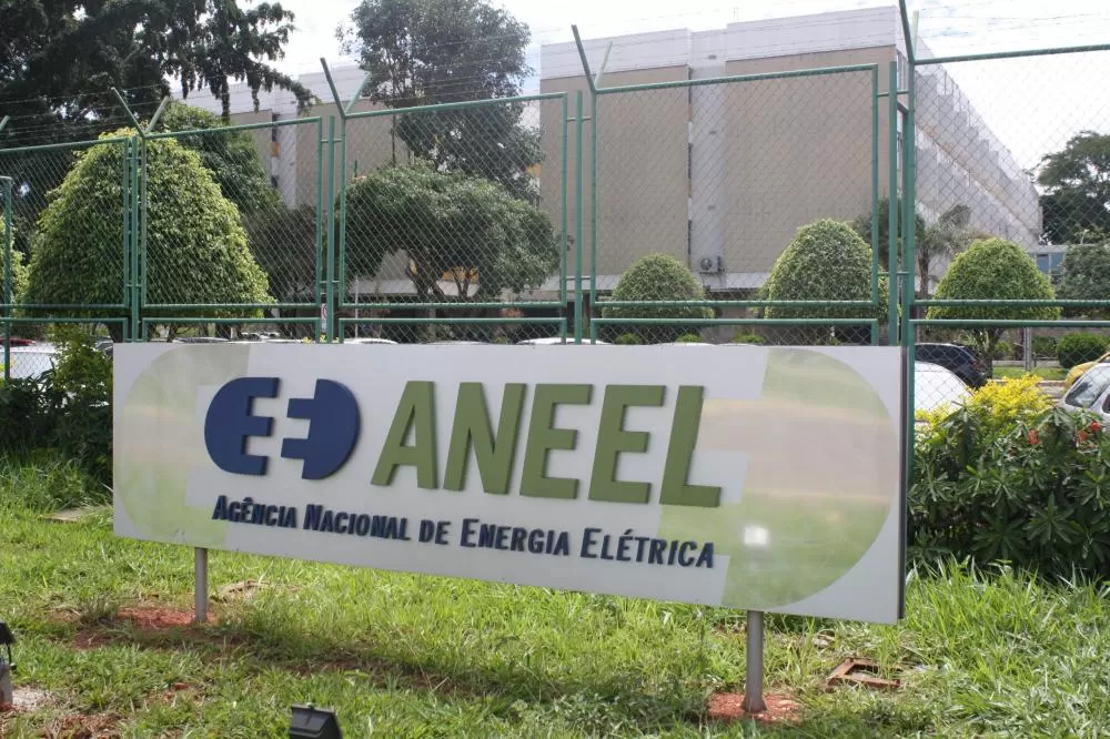Aneel Anuncia Mudança para Bandeira Amarela na Conta de Luz em Novembro