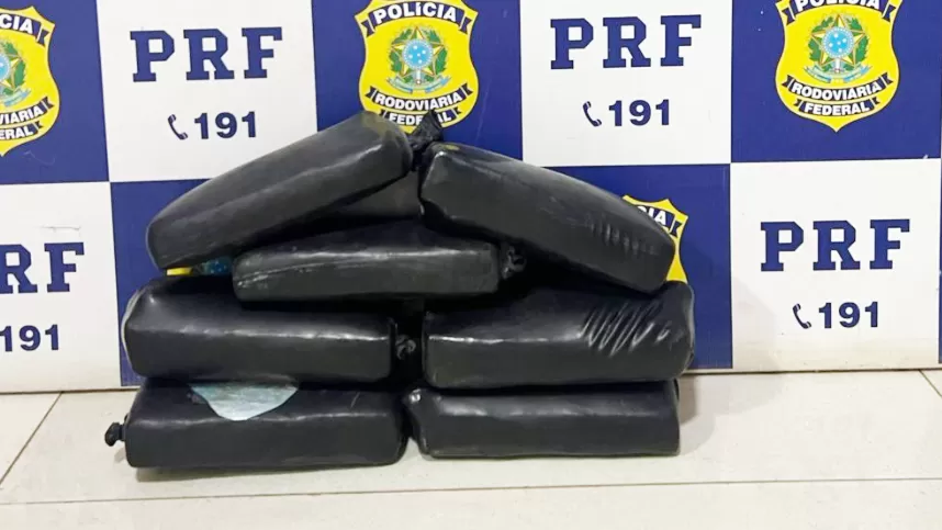 Cerca de 08 Kg de Maconha são Apreendidos em Ônibus Interestadual em Ji-Paraná