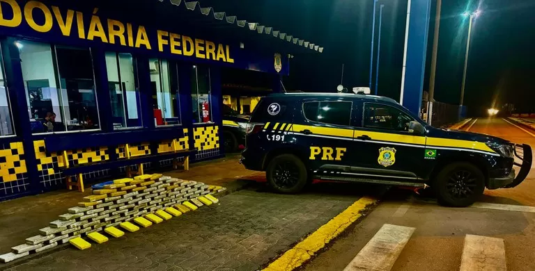 Caminhoneiro de Rondônia é Detido com 115 kg de Drogas em Rondonópolis em Carga de Sucata 