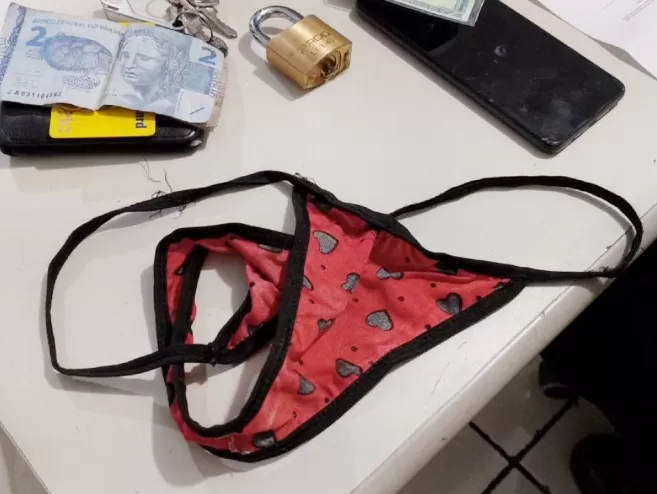 Homem é Detido em Porto Velho Após Destruição na Casa da Ex-Esposa e Portar Objeto Suspeito