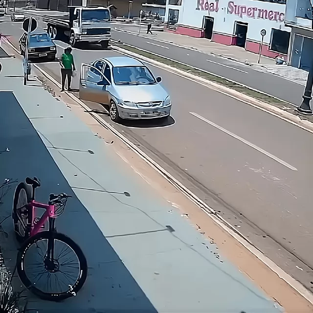 Vídeo: Criança de apenas 4 Anos Morre Atropelada por Caminhão em Acidente Trágico