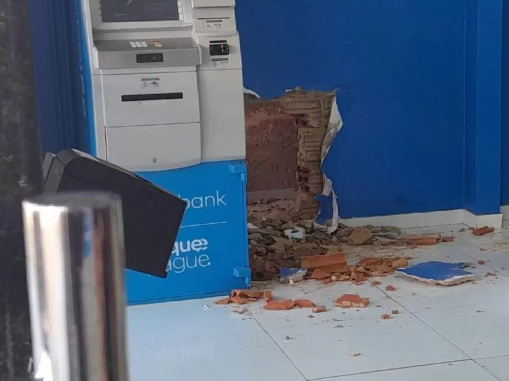 Criminosos Tentam Arrombar Caixa Eletrônico em Rondônia, Mas Fogem Sem Levar Nada