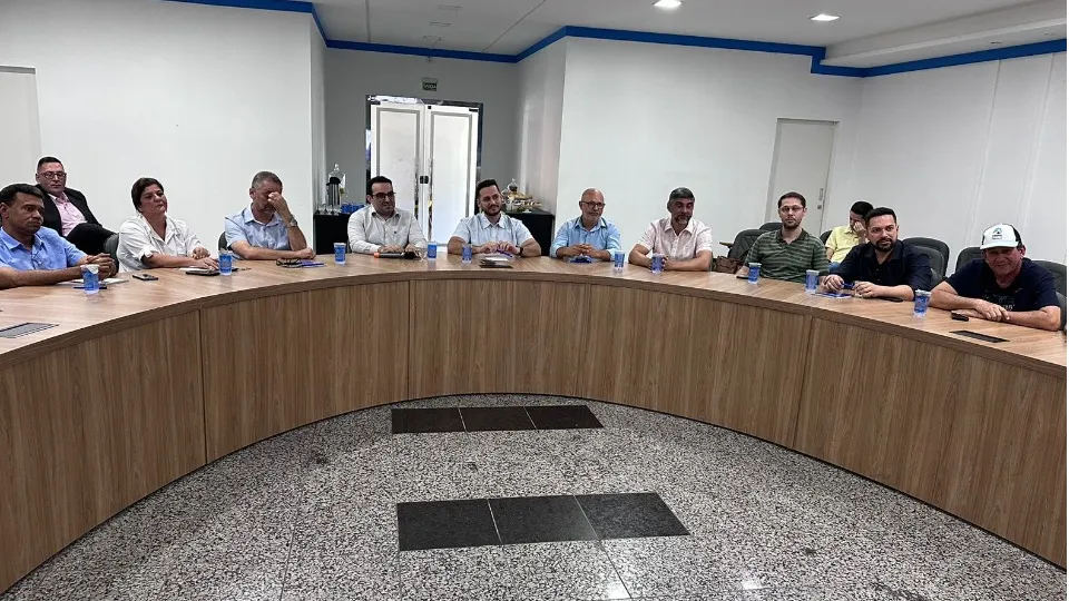 Movimento “Avança Ji-Paraná” Inicia Diálogo com Prefeito Eleito e Vereadores para Implantação de Projetos